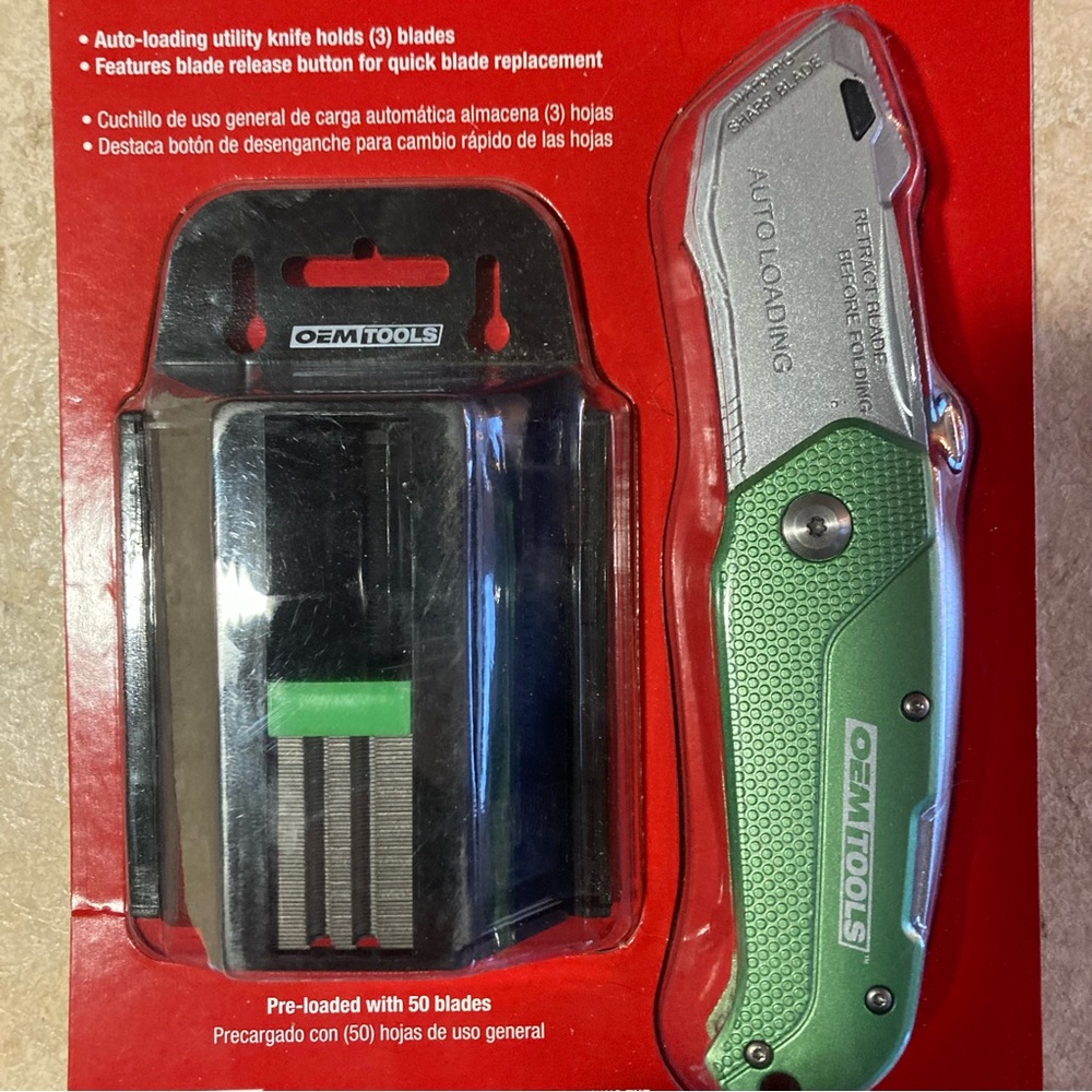 Utility Knife w/Blade Dispenser New